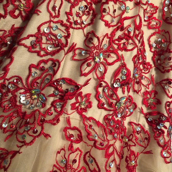 Prom dress - Picture 3 of 3